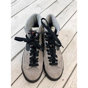 Nike Blazer Mid sneakers size 6.5